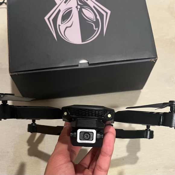 Drone with a 4k camera - Picture 4 of 4